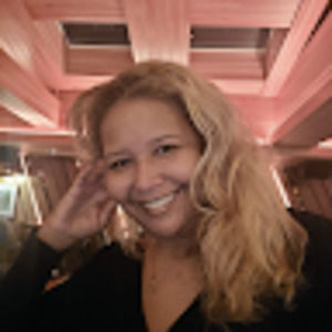 Meet your Posher, Shoni